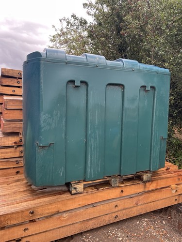 Bunded fuel tanks - bunded, tanks.